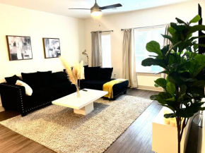 Beautiful Home At Midtown